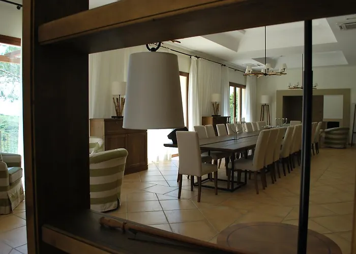 Feudo Del Biviere 팜스테이 *