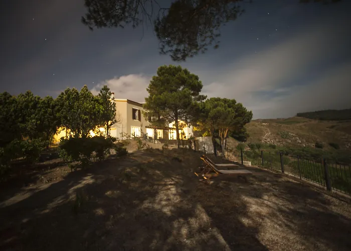 Feudo Del Biviere 팜스테이 *